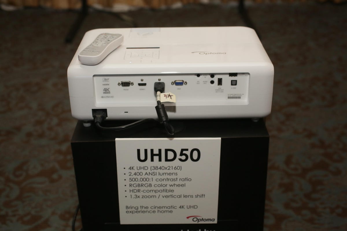 003-optoma-uhd50-projector