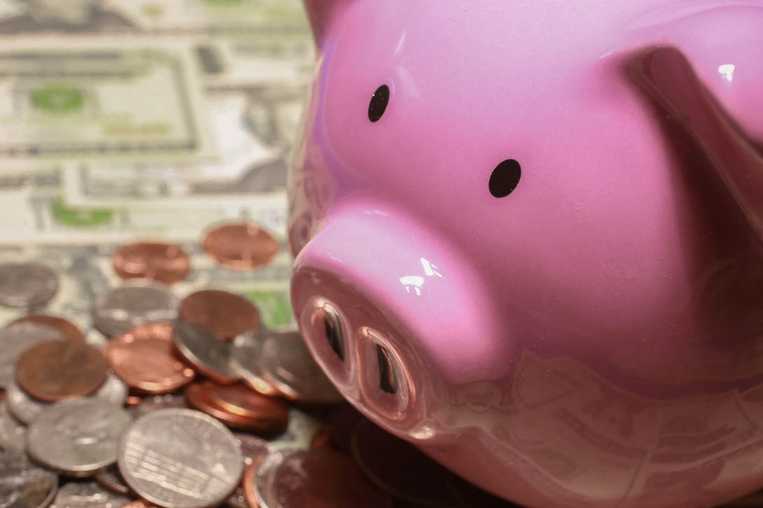 piggy-bank-savings-money-cash-stimulus-payments-personal-finance-013