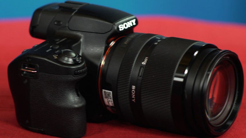 Sony Alpha SLT-A37: fast camera for frugal shooters