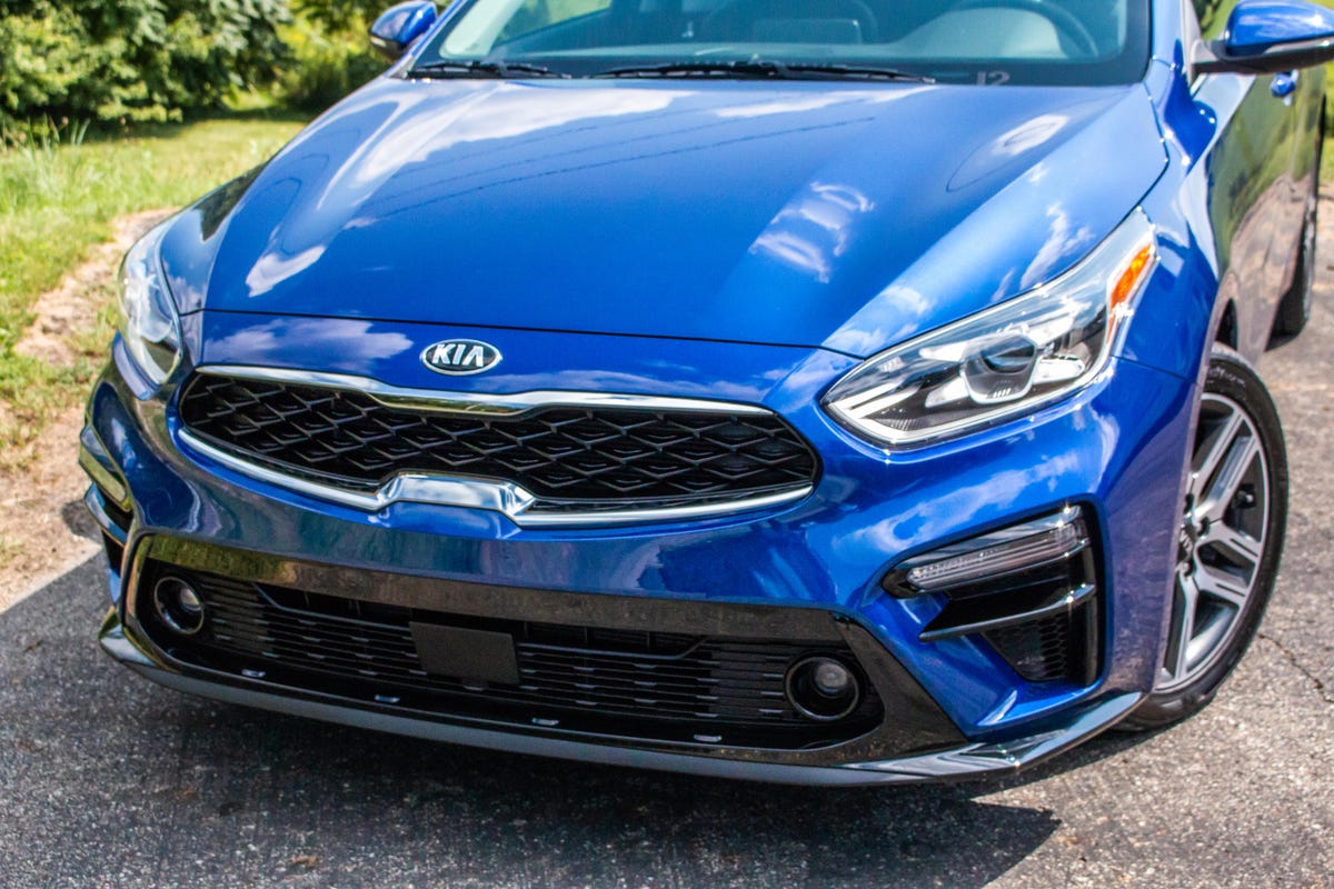 2019 Kia Forte: Stung by the Stinger - CNET