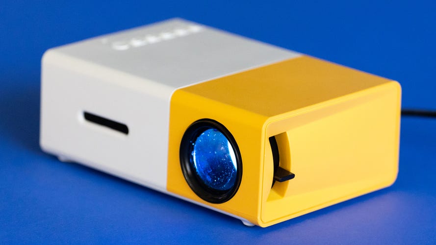 We Tested Five Ultra-Cheap Mini Projectors and Found the Best