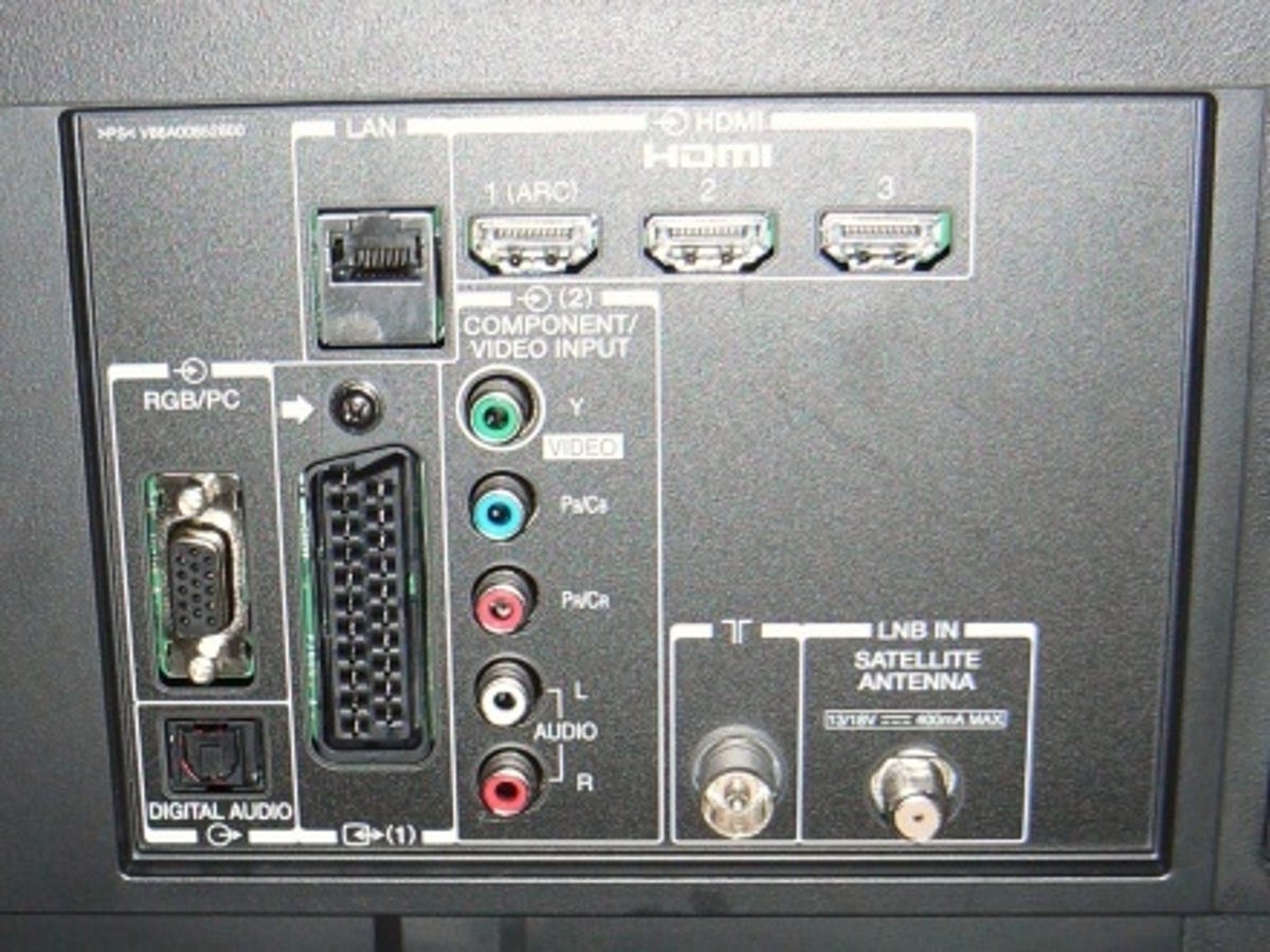 Toshiba 55VL963B ports