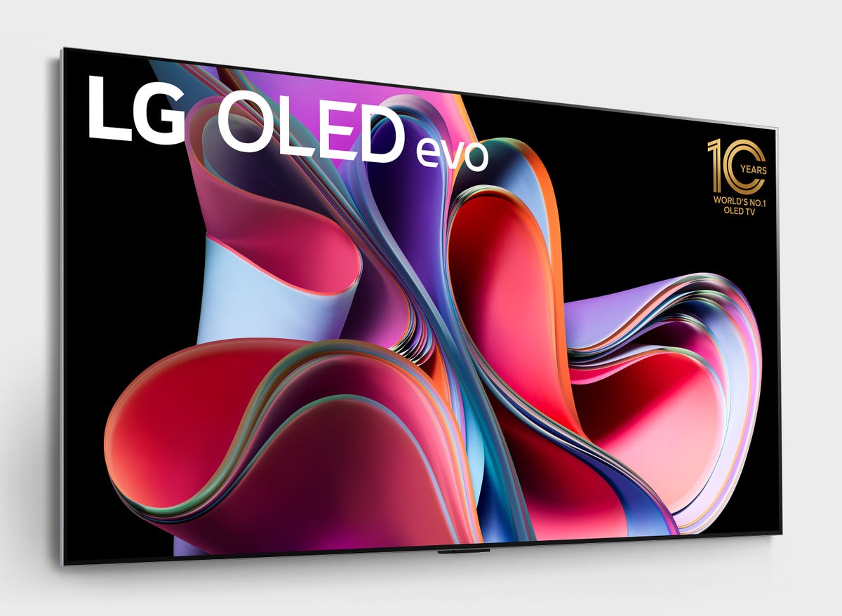تلفزيون LG G3 OLED على خلفية بيضاء.
