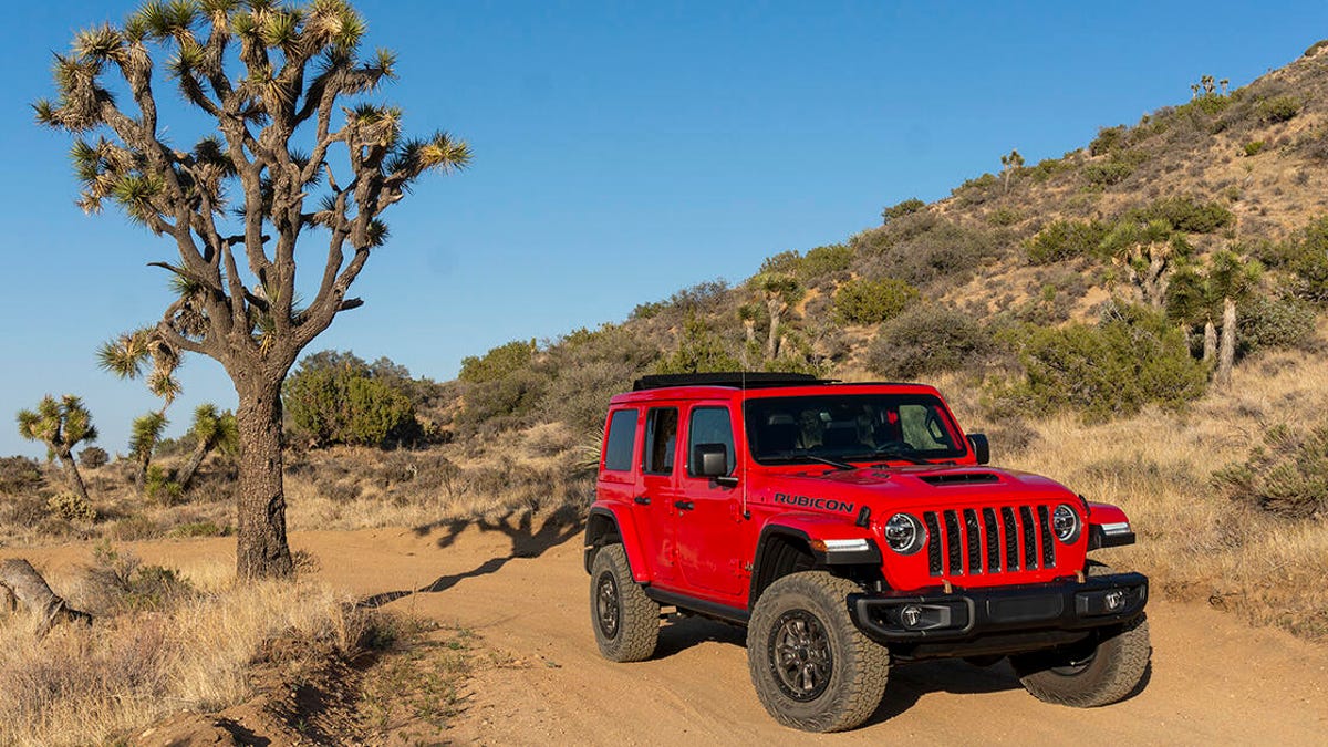 Jeep brings its Gorilla Glass windshields to JL Wrangler and Gladiator -  CNET