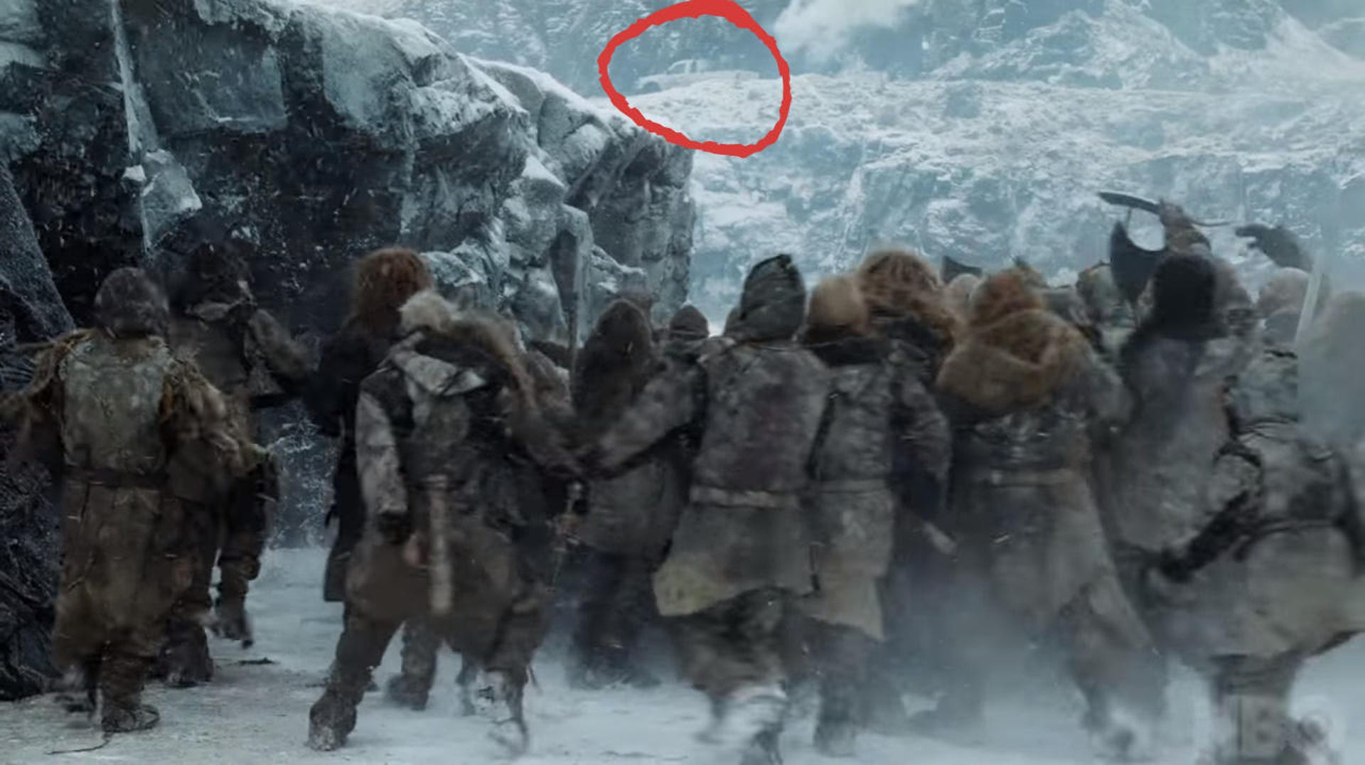 Game of Thrones' truck photobomb scene isn't what it seems - CNET