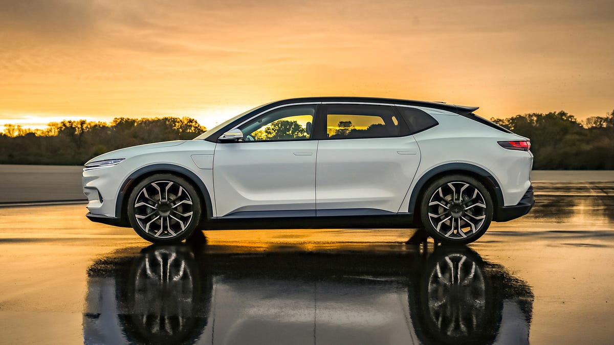Chrysler Airflow Concept Promo Image - profile