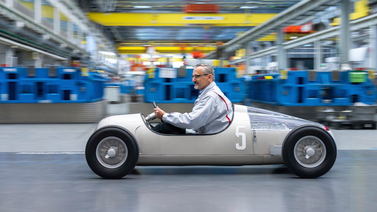 Audi's 3D-printed race car
