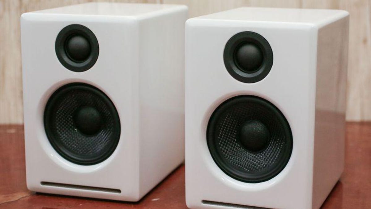 carnoy-white-speakers-audioengine01