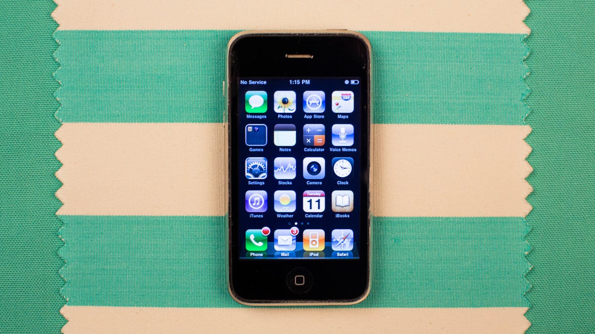 The iPhone 3G.