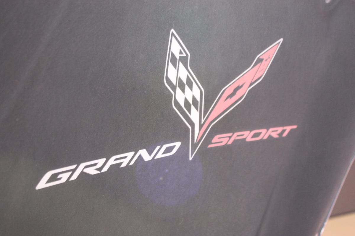 012017-chevrolet-corvette-grand-sport.jpg