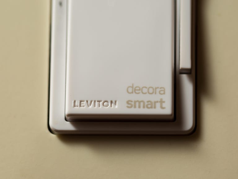 leviton-decora-smart-switch-2
