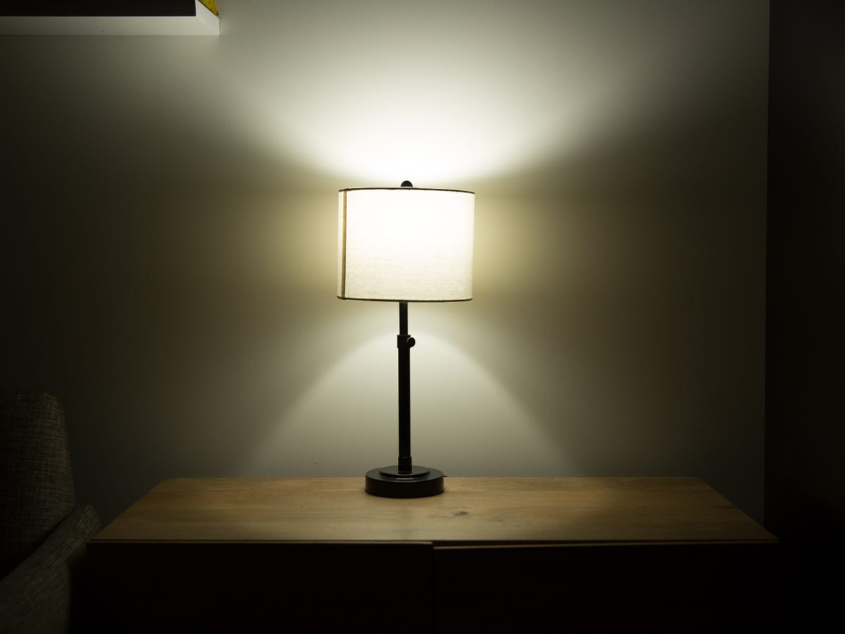 ge-daylight-led-lamp-shot-1.jpg