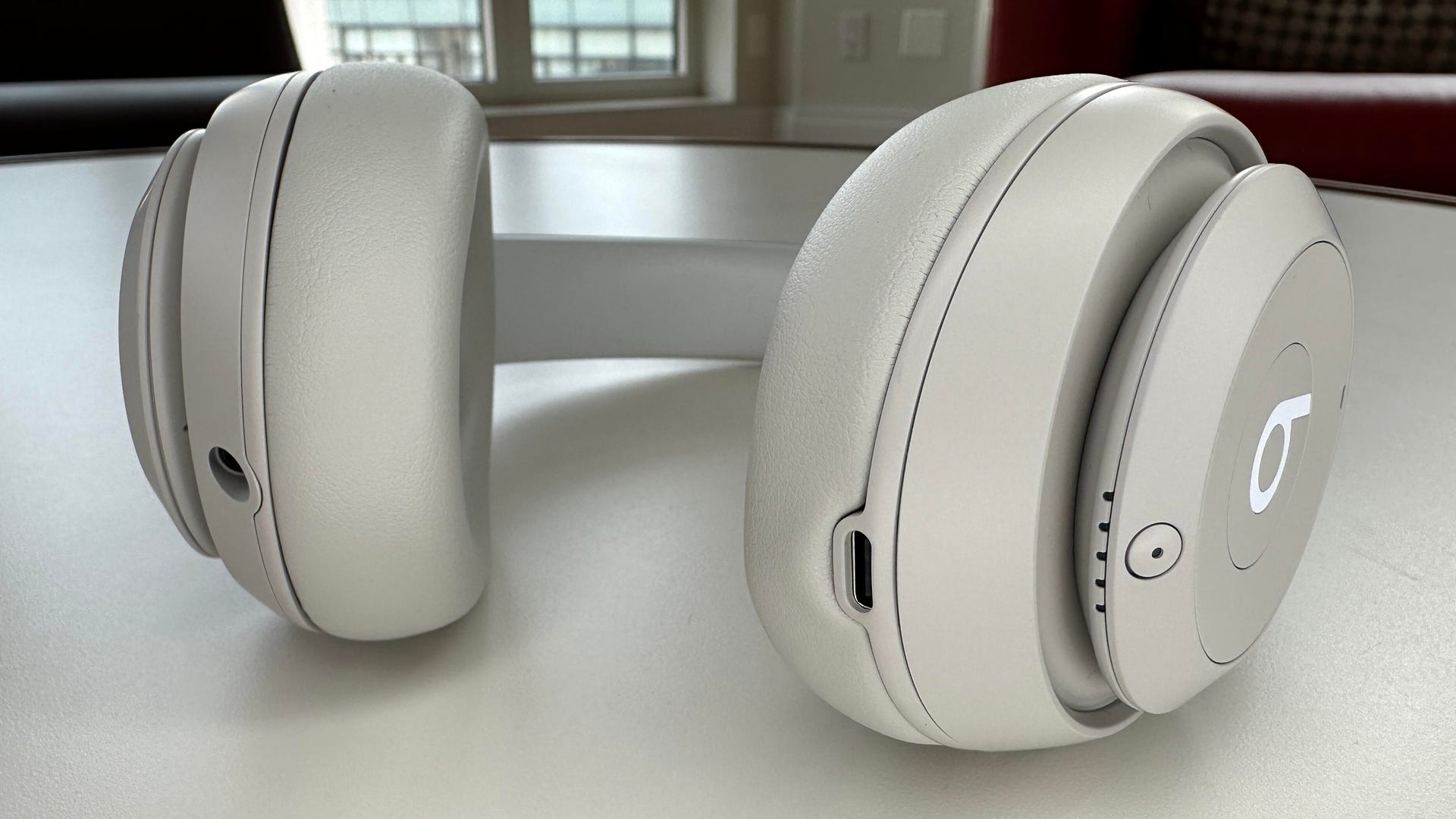 The Beats Studio Pro headphone charge via USB-C and also transmit audio via USB-C