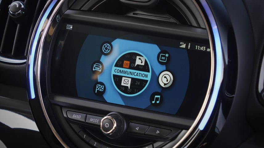 Mini's Connected dashboard's biggest annoyance is ergonomic
