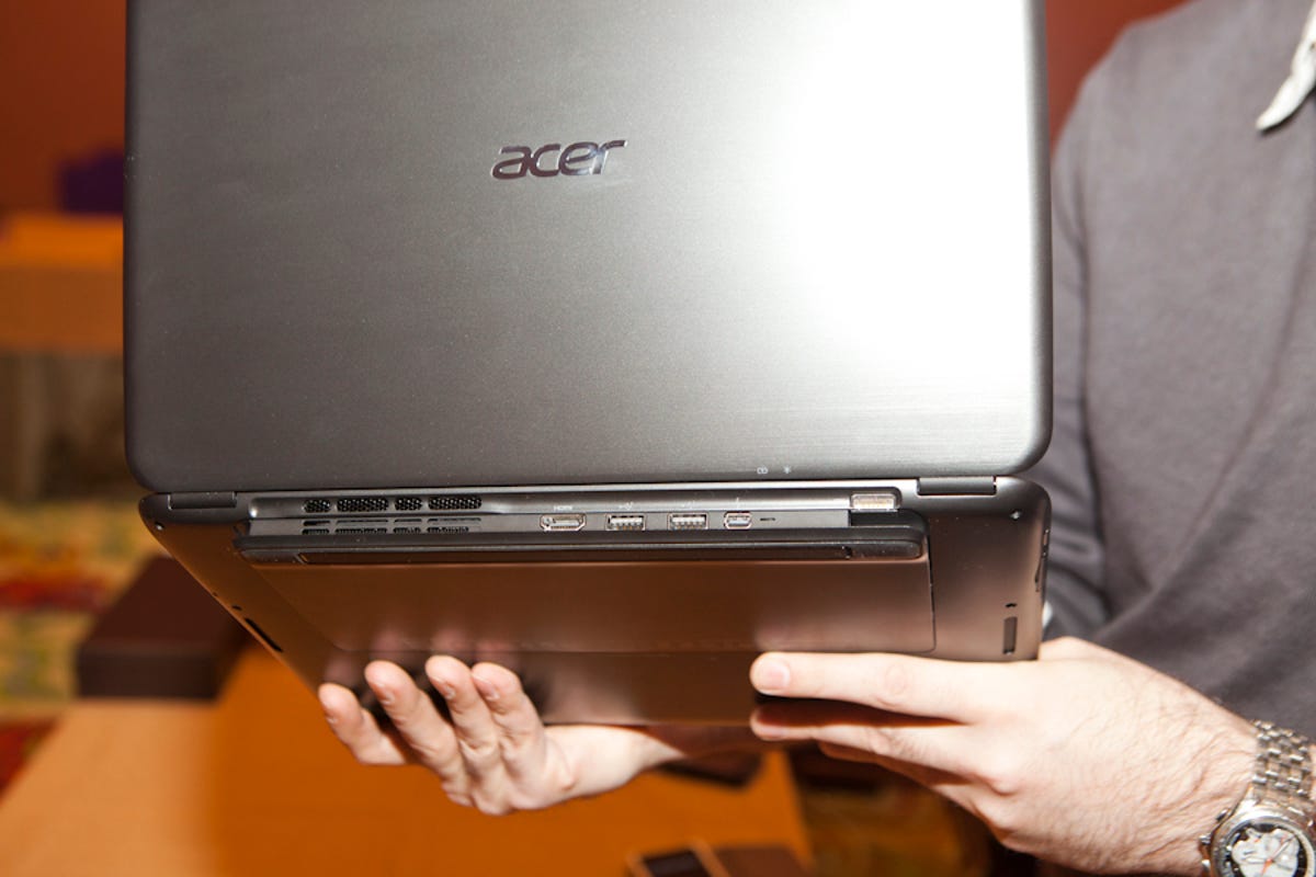 Acer-Aspire-A5-ces-2012-6105.jpg