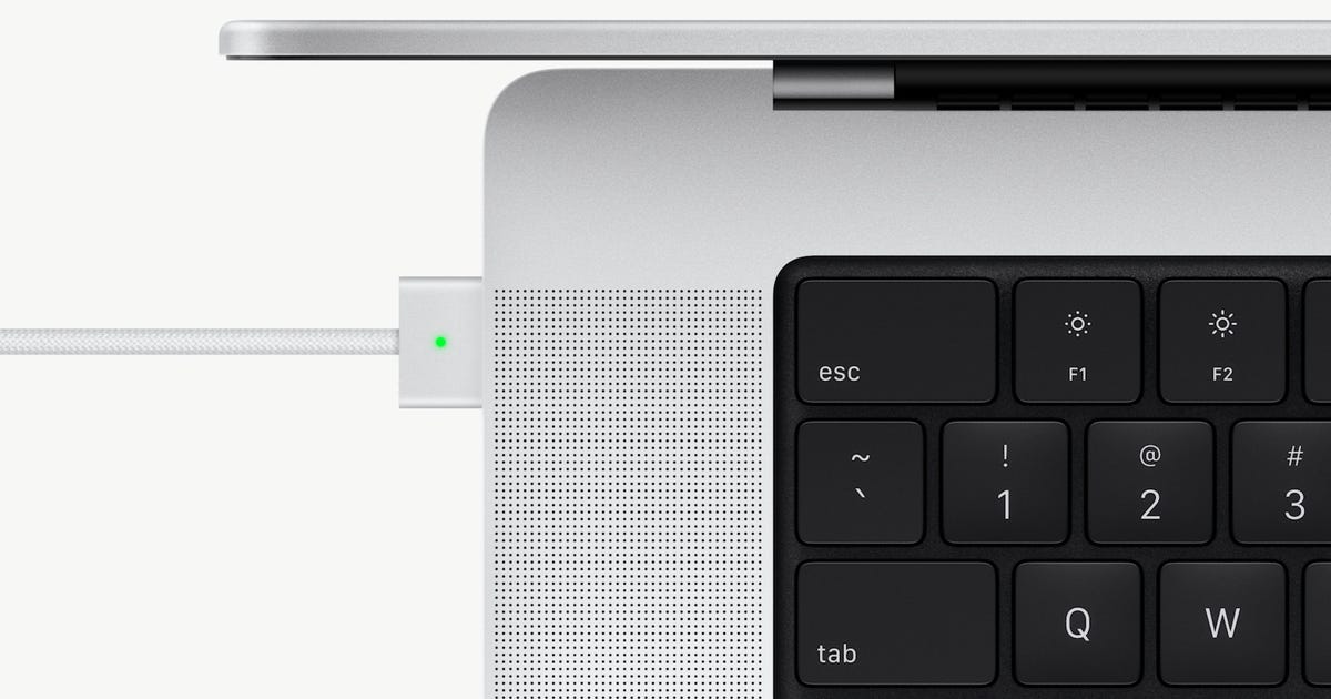 MacBook Professional ports: All of the issues now you can plug into your new laptop computer