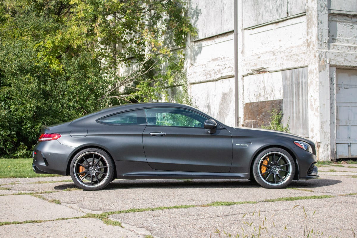 2020-mercedes-amg-c63-s-coupe-25