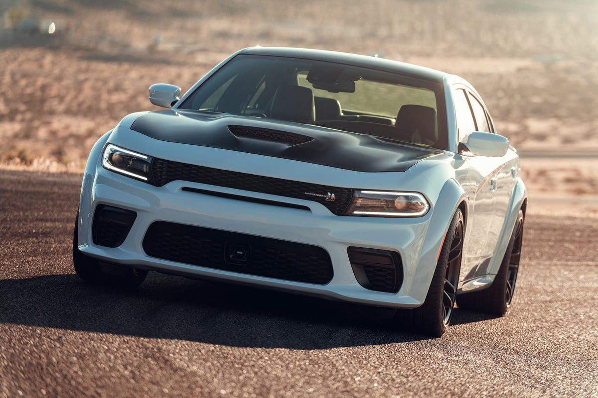 2020-dodge-charger-scat-pack-widebody-51
