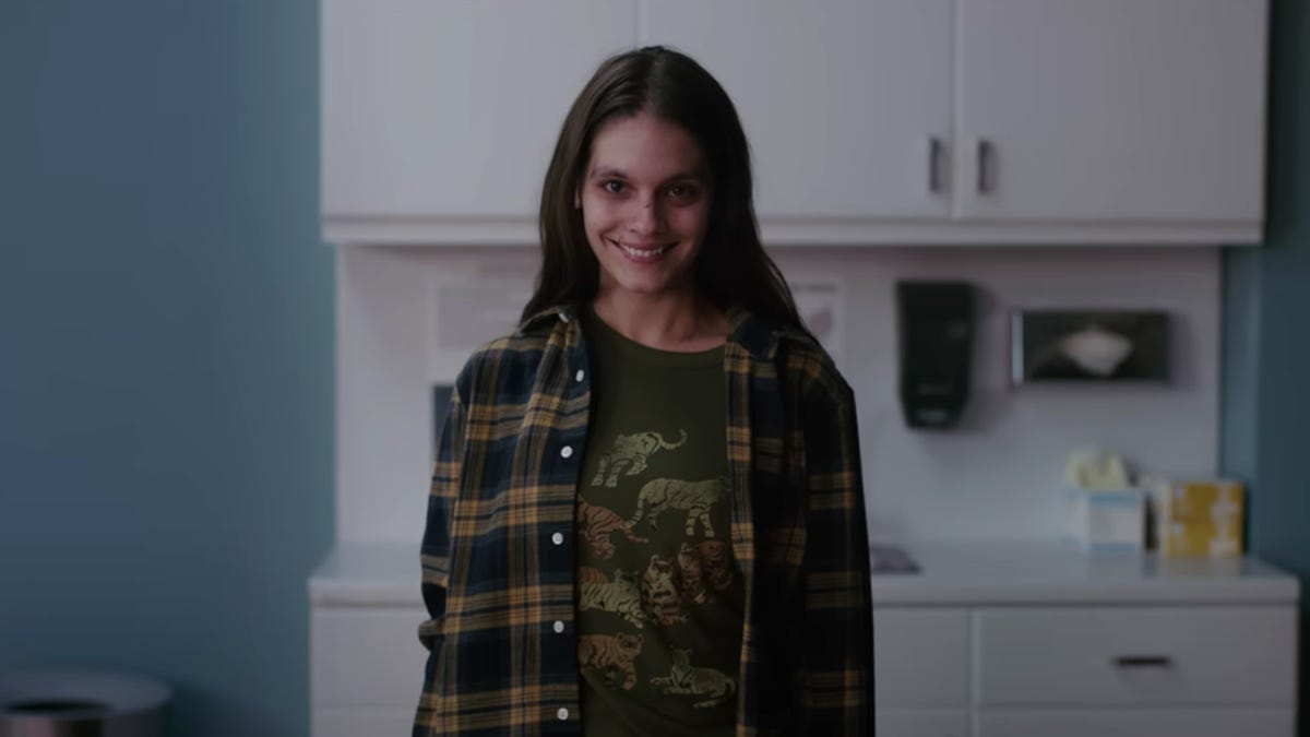 Screenshot from 'Smile' trailer