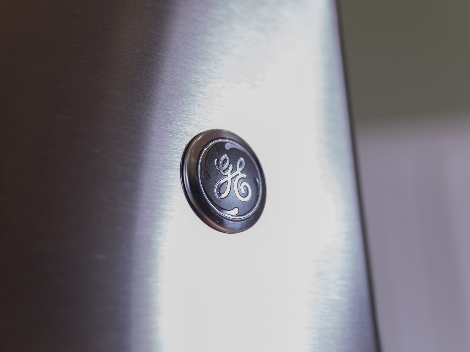 GE PFE28RSHSS review: GE filled its Profile Series fridge with