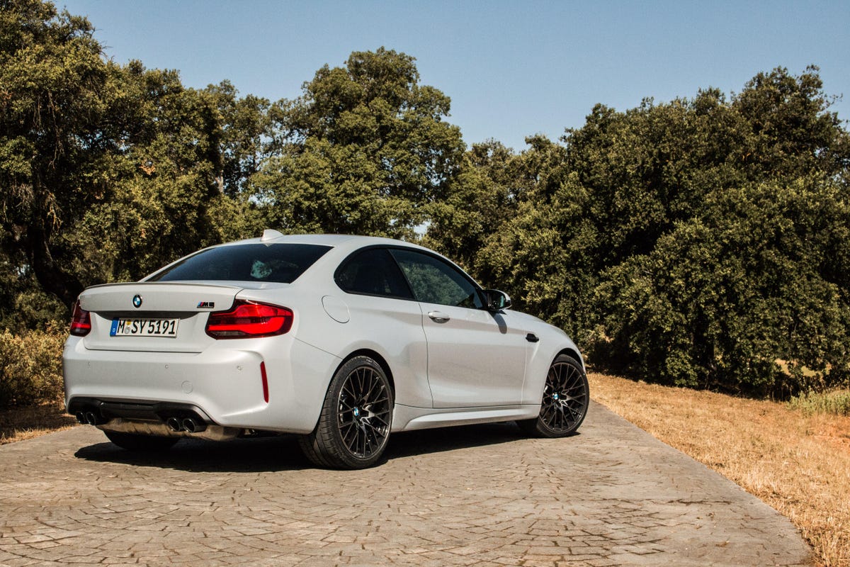 2019-bmw-m2-competition-6
