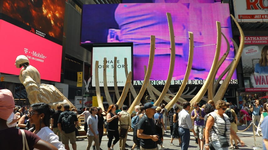 Art meets HoloLens augmented reality in Times Square