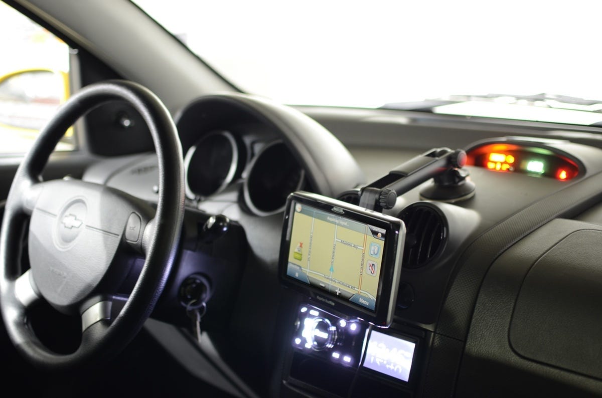 Magellan GPS device in a car