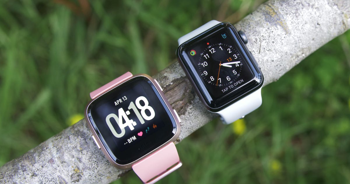 Apple Watch 3 vs. Fitbit Versa: Time to buy a new smartwatch - CNET