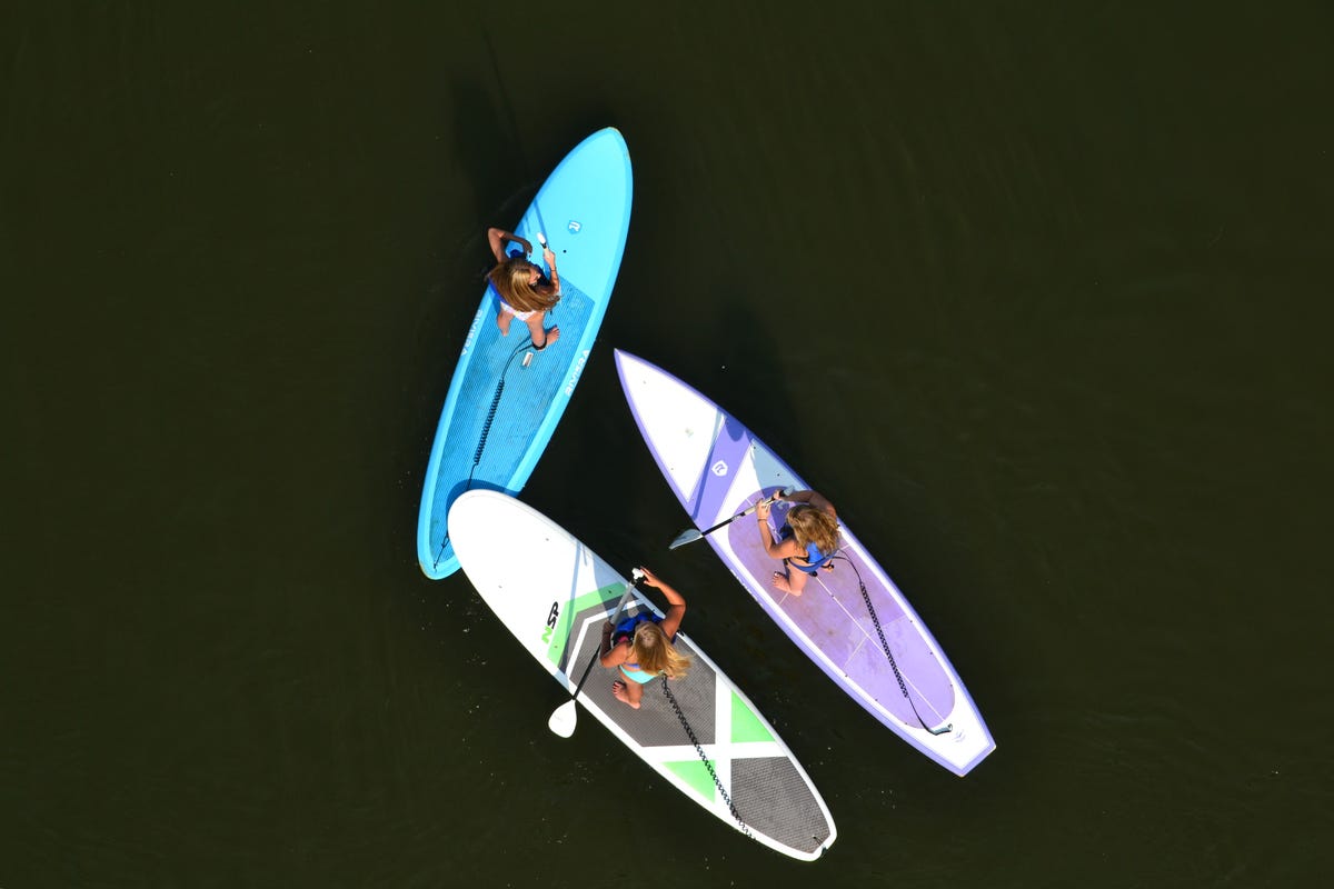 pic4-paddle-boarders.jpg