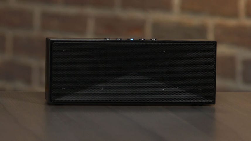 AmazonBasics Portable Bluetooth Speaker: cheap price without looking cheap