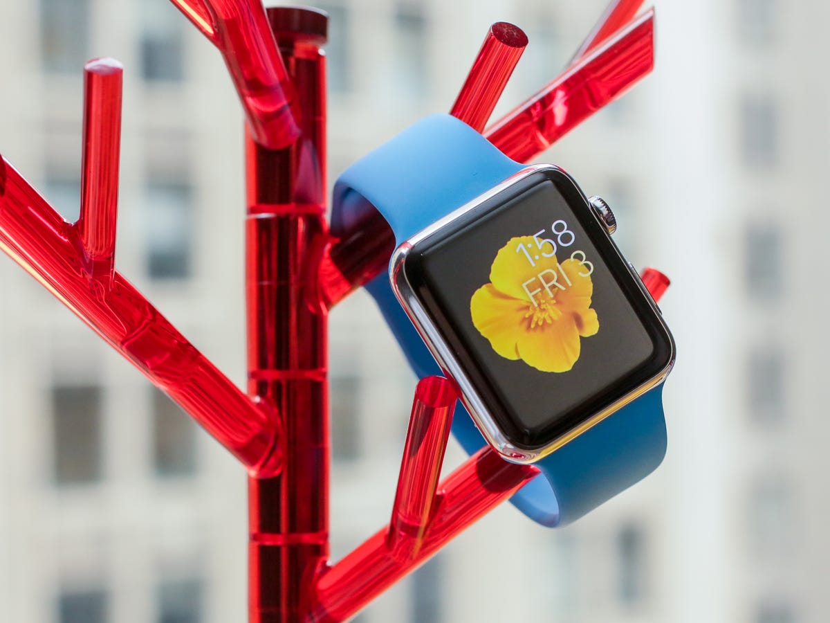 Apple Watch review: Apple Watch one year in: My (kinda sorta) everyday  companion - CNET