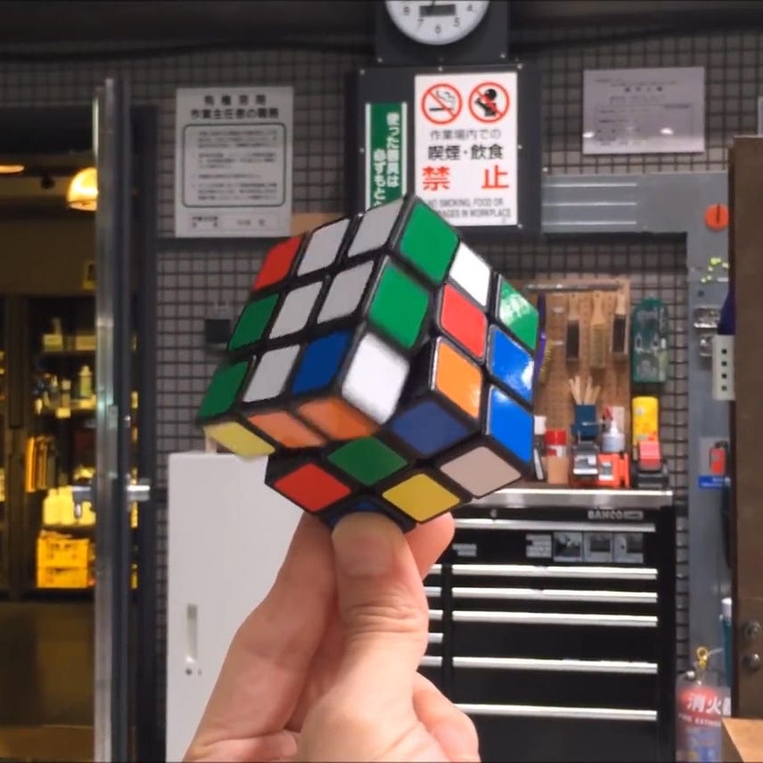 Watch this Rubik's Cube solve itself