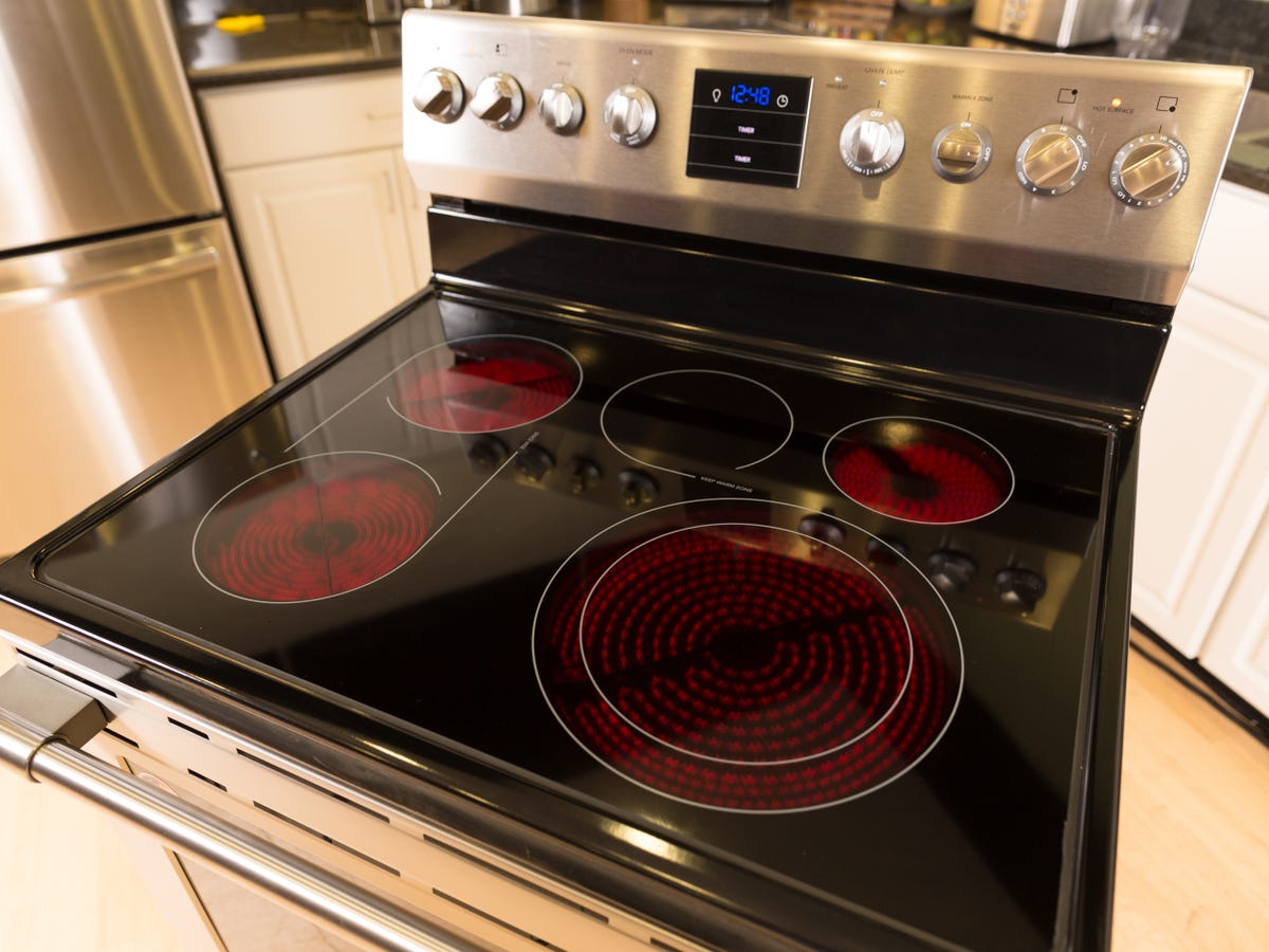What Is an Induction Cooktop Vs Electric Cooktop 
