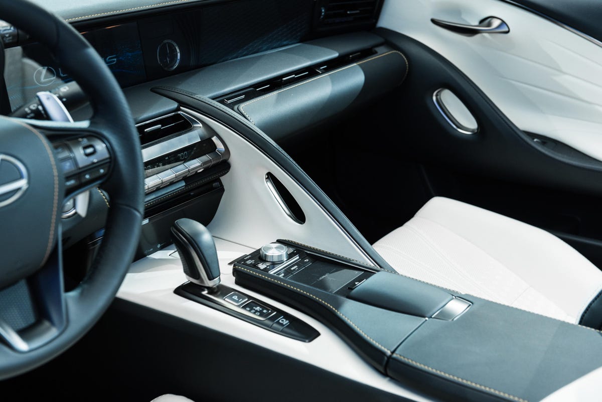 Lexus LC Convertible Concept