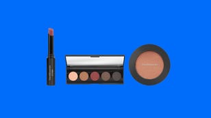 Get a Free BareMinerals Makeup Bag and 4 Deluxe Samples With a $75 Purchase