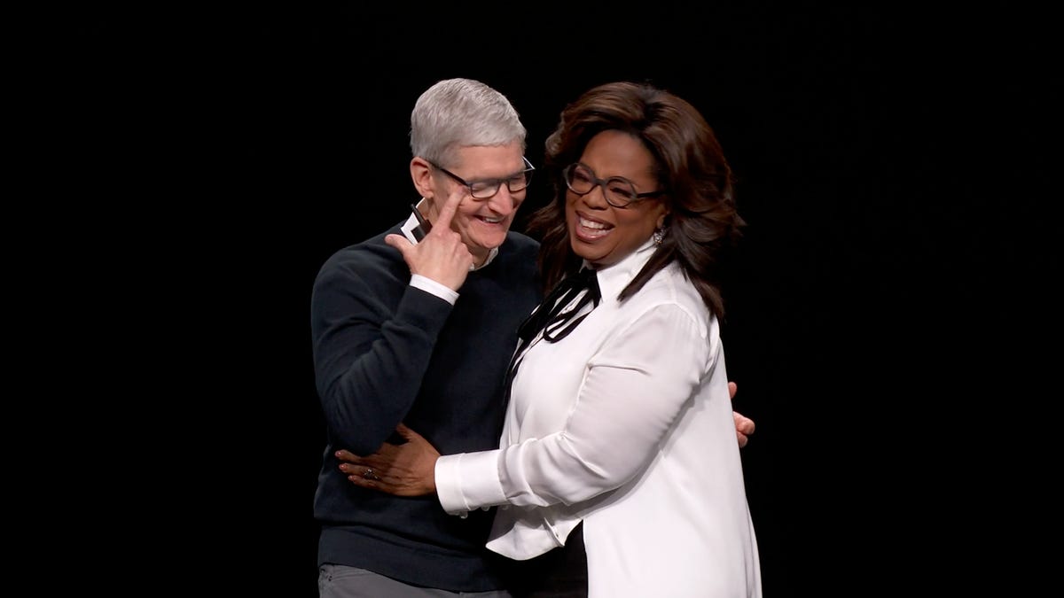18-tim-cook-and-oprah-winfrey-for-apple-tv-plus-at-apple-event