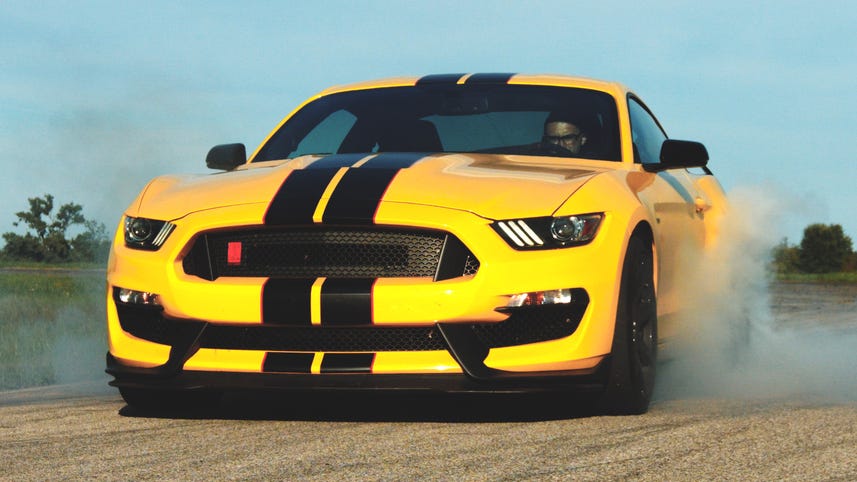 Ford Mustang Shelby GT350R makes mincemeat of the track