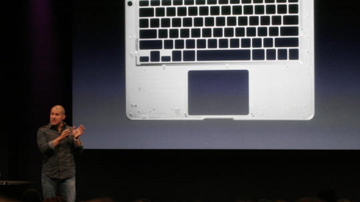 Apple Senior Vice President Jonathan Ive explaining the company&apos;s move to unibody enclosures at an event in 2008.