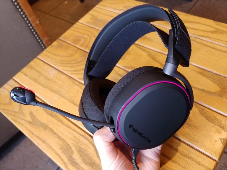 SteelSeries Arctis might be the best gaming ever -