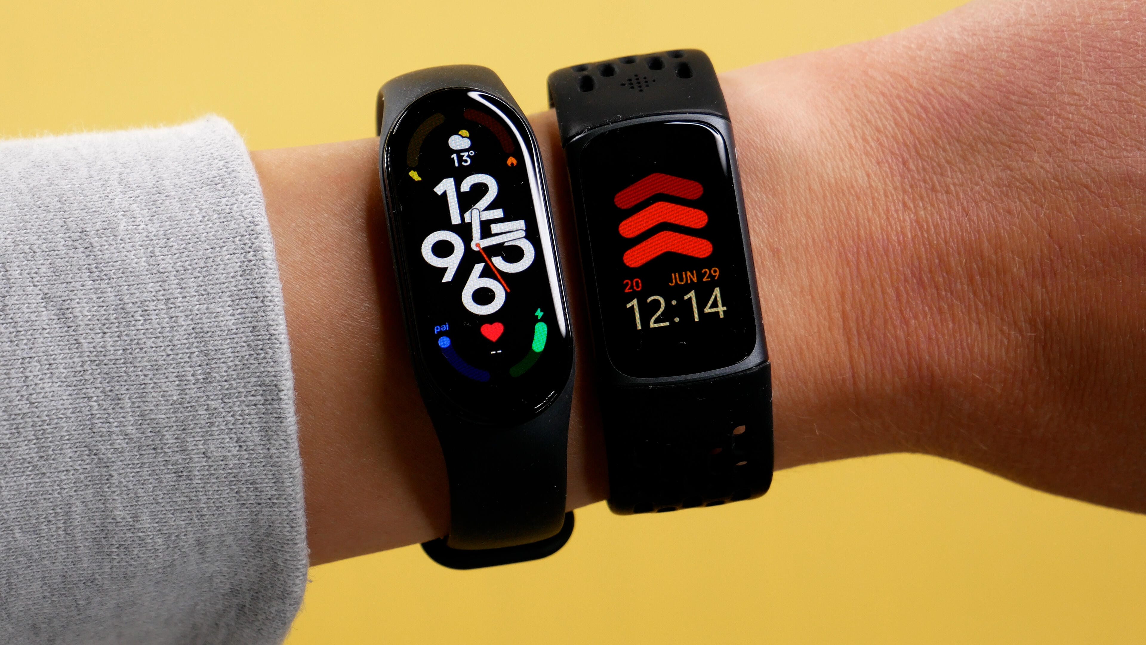 Xiaomi Mi Band 7 Pro (1 stores) see best prices now »