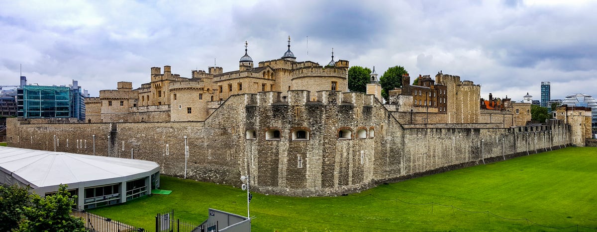the-tower-of-london-mid.jpg