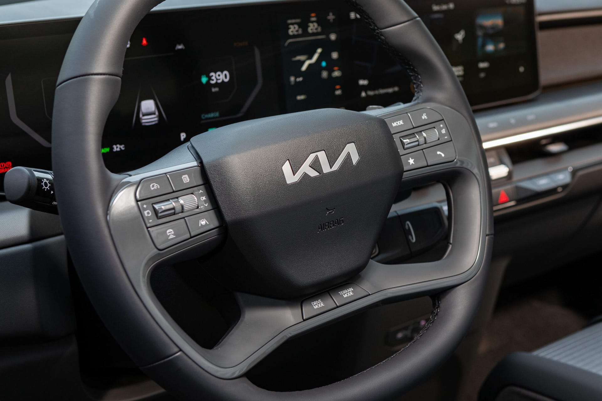 2024 Kia EV9 steering wheel detail