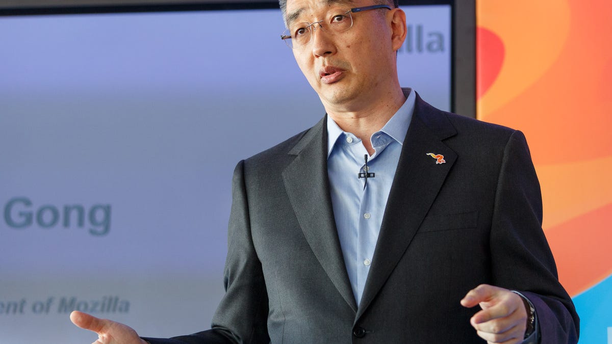 Li Gong speaking in March 2015.