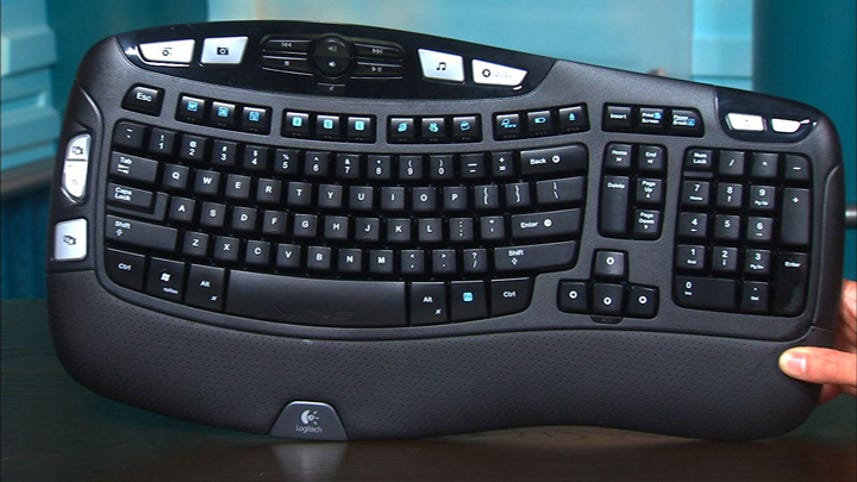 Bevidst lustre Spild Logitech K350 Wireless Keyboard review: Logitech K350 Wireless Keyboard -  CNET