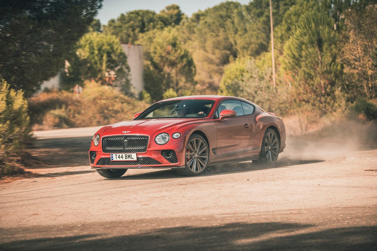 2022-bentley-continental-gt-speed-ruby-red-26
