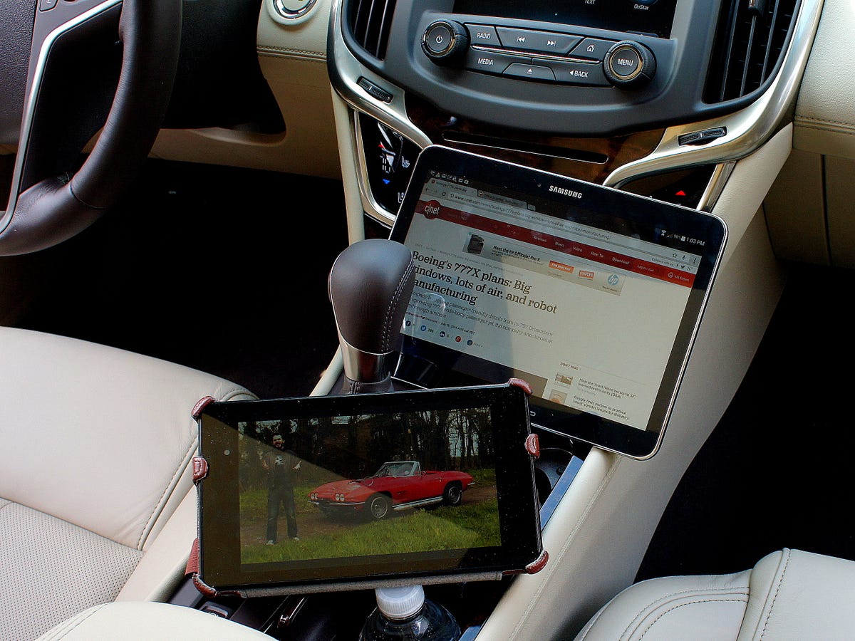 WiFi-connected tablets in a Buick