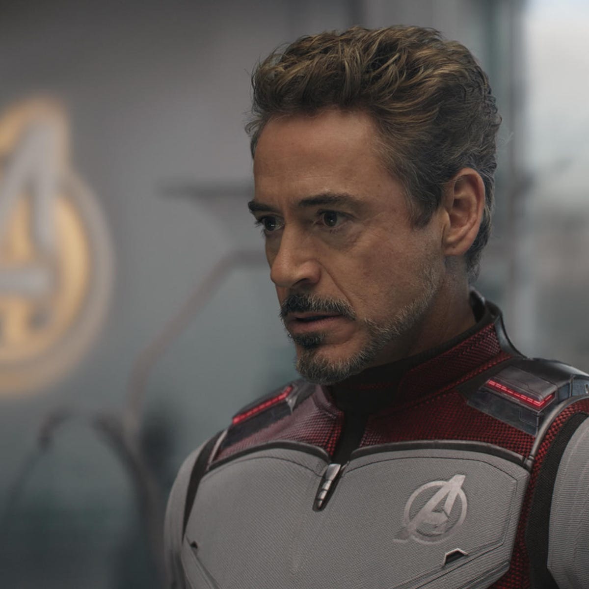 Avengers: Endgame fans demand new fate for Iron Man - CNET