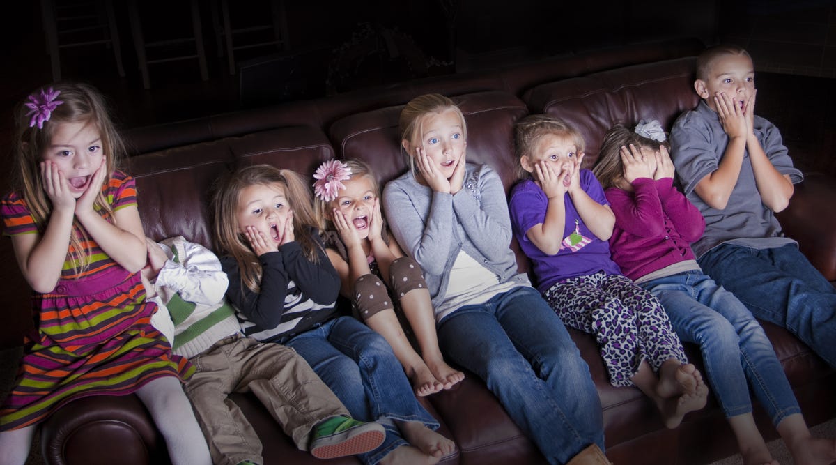 shocked-kids-watch-tv.jpg
