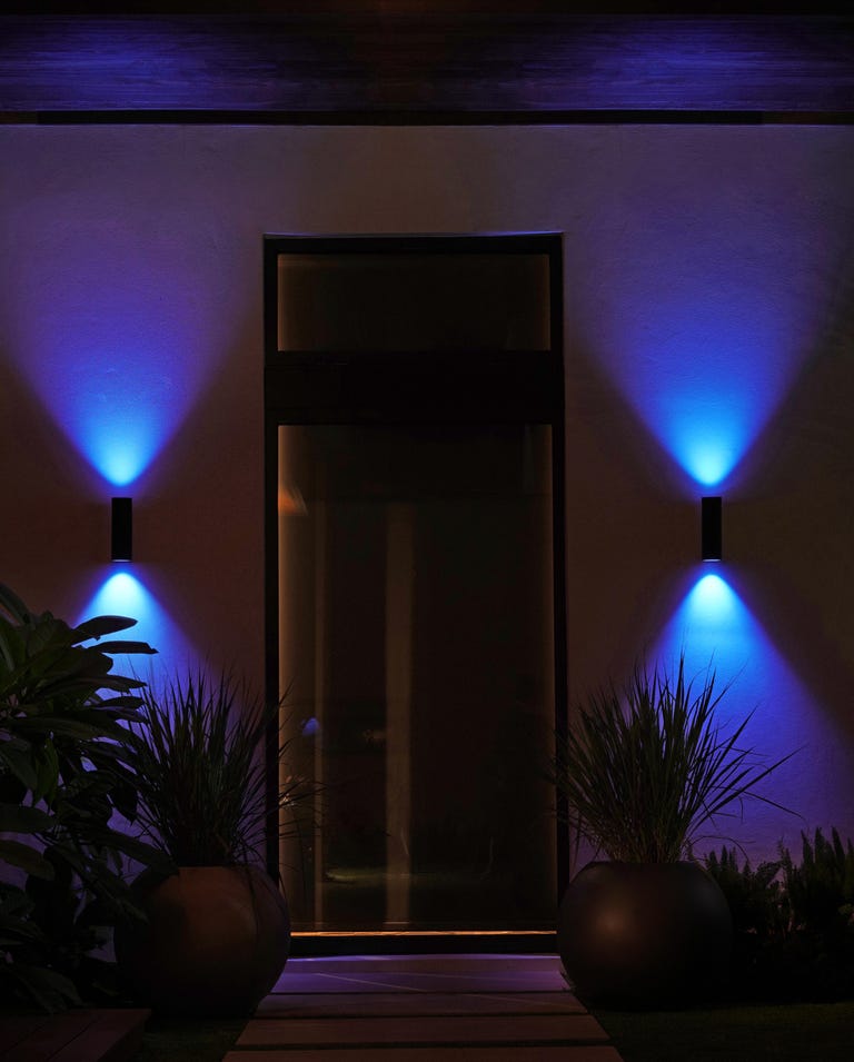 philips-hue-appear-product-in-use