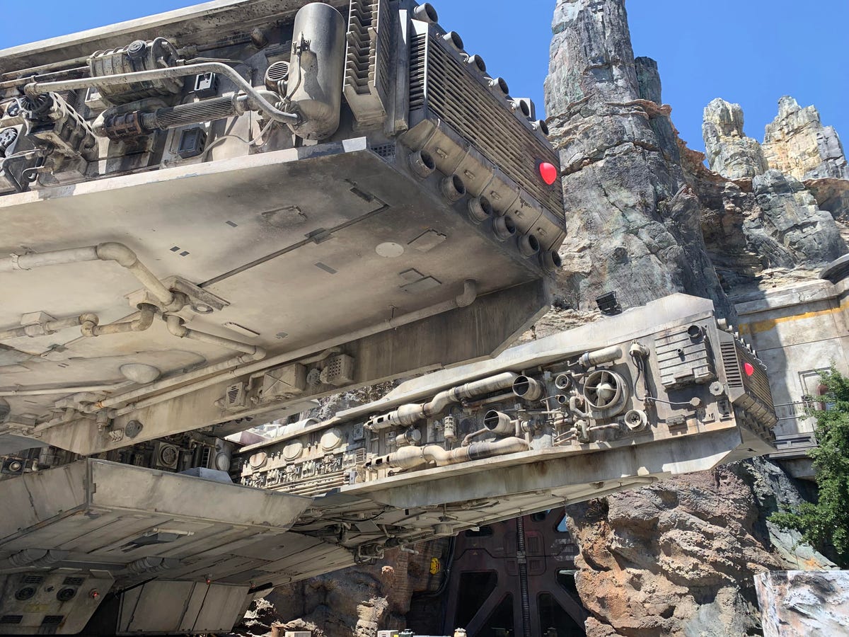Star Wars Millenium Falcon Disneyland